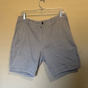 Express Men's Light Gray Flat-Front Cotton Shorts